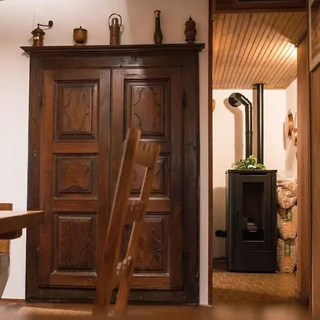 Fromy, Saint-vincent, Aosta Valley Chalet Saint-Vincent